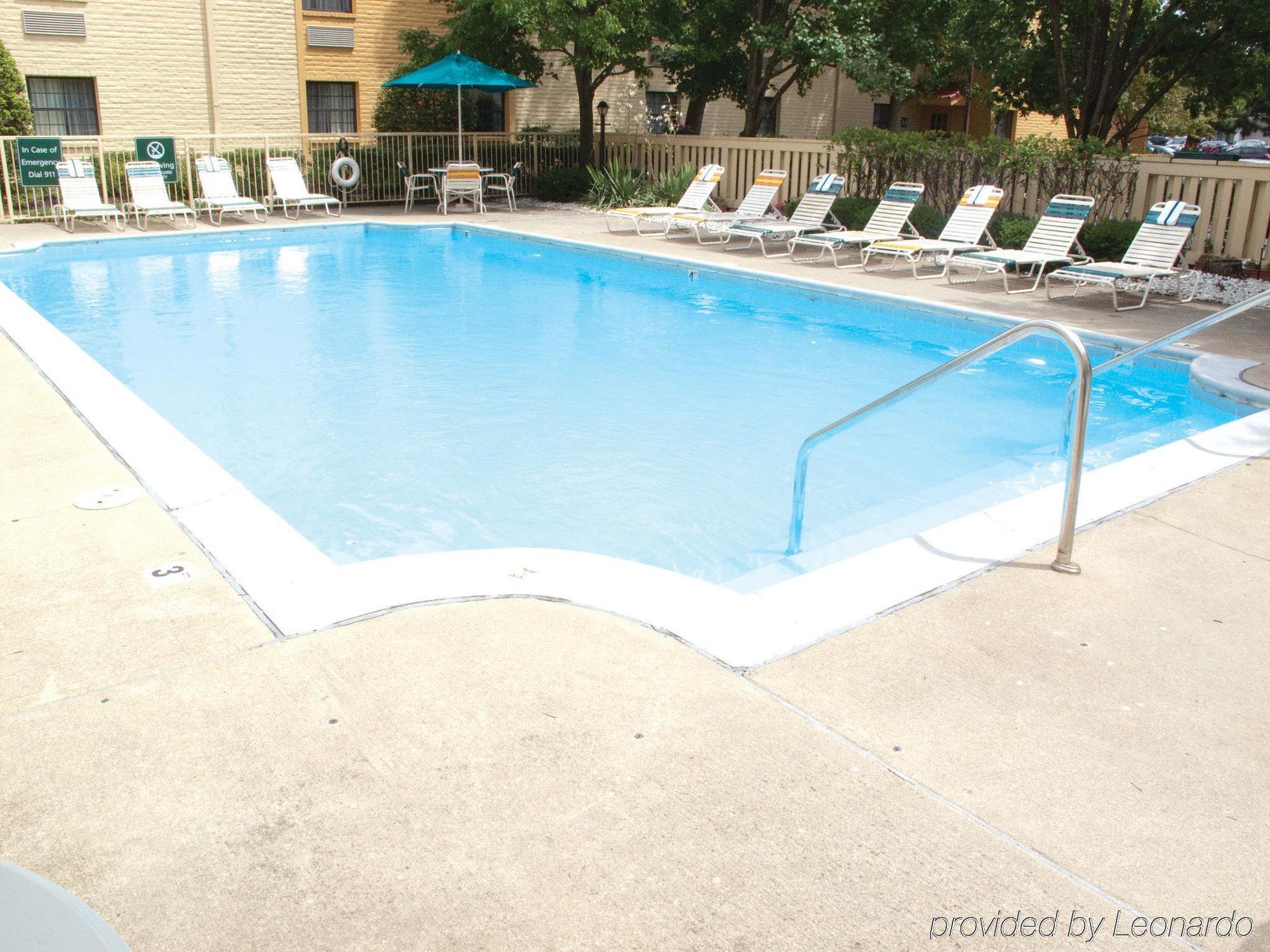 La Quinta Inn Chicago Oakbrook Terrace Esterno foto