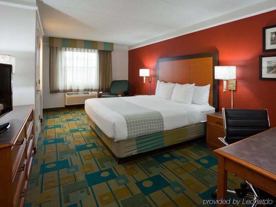 La Quinta Inn Chicago Oakbrook Terrace Esterno foto